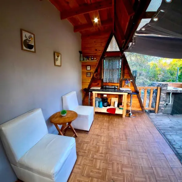 Glamping MORET Tiny House M1, hotel en Los Lirios