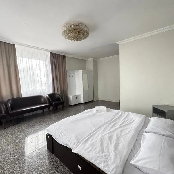 Family Hotel, hotell i Batumi