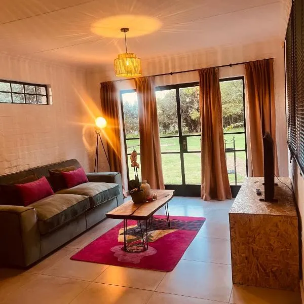 Origin Cottage, hotelli kohteessa Witbank