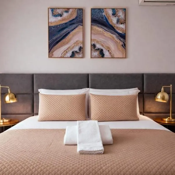 Home Essences, Hotel in Porto