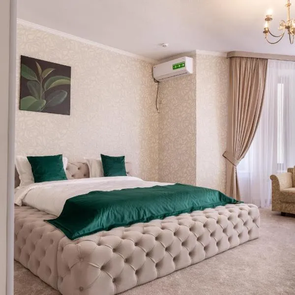 Elit Garden Hotel, hotel a Kamianets-Podilskyi