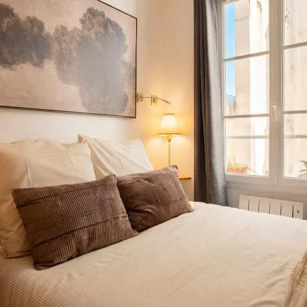 Charming Renovated 1BR Marais Pompidou: Paris'te bir otel