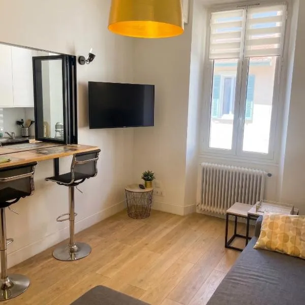 Cosy apartment – hotel w Cannes