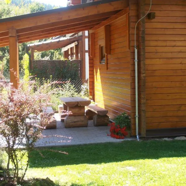 Chata pod Lazíkom, hotel di Liptovský Hrádok
