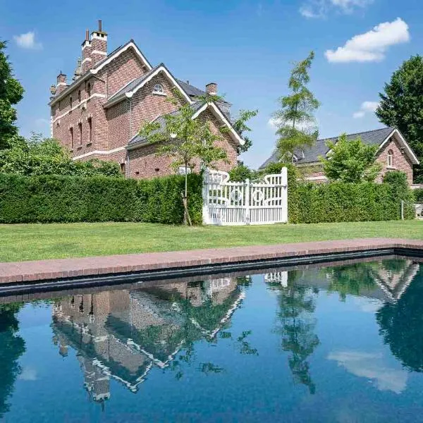 Villa Copis, hotel Borgloonban