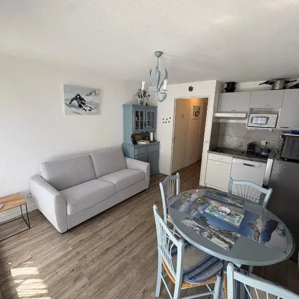 Appartement 4 personnes avec terrasse Centre ville, hotell i Cauterets