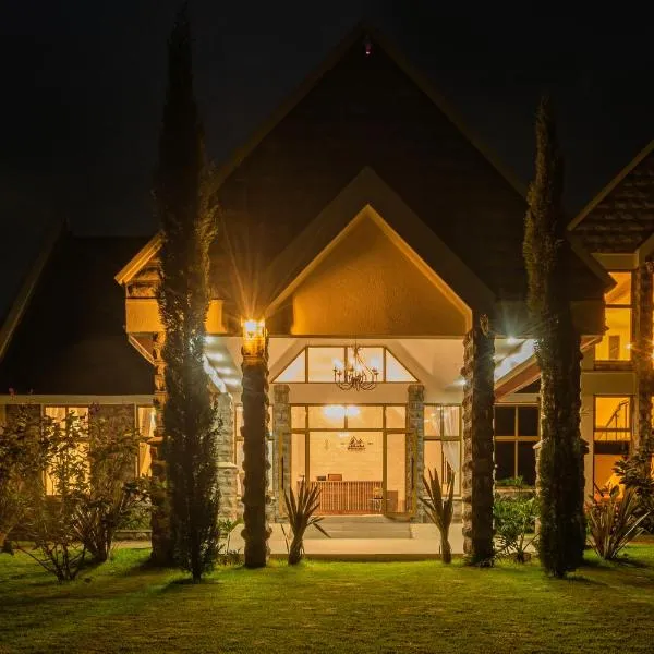 WOODSY Resort, hotel u gradu Nanyuki