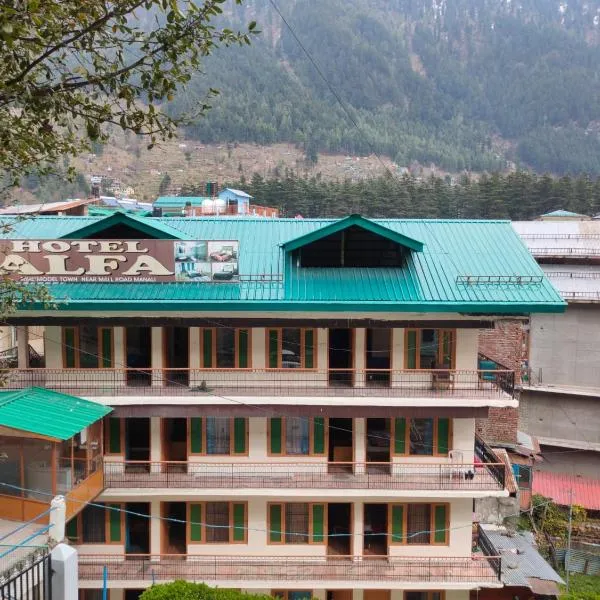 alfha mall road, hotel v mestu Manāli