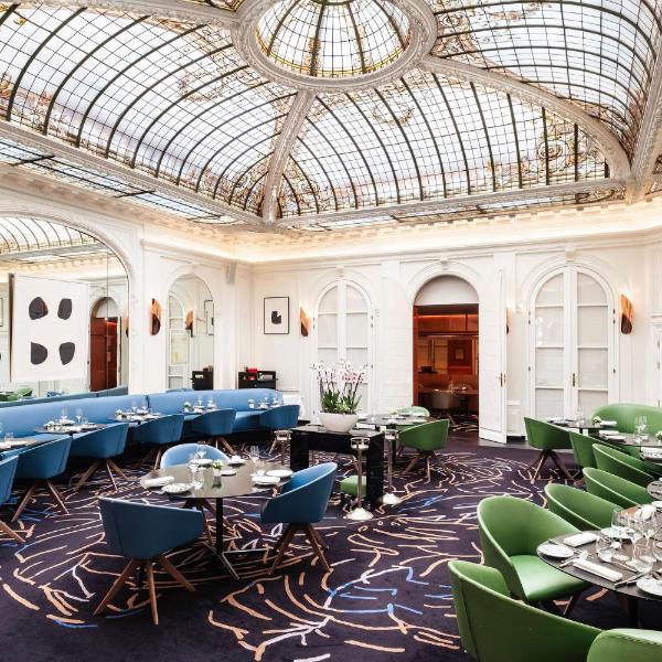 Hôtel Vernet Champs Elysées Paris, Paříž