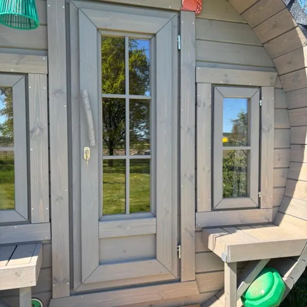 Obstgarten im Warnetal- Campingfass Kobel, hotel em Gielde