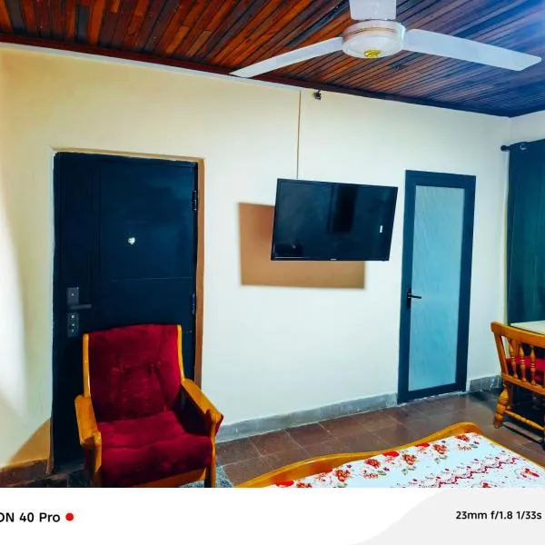 0ye H0TEL, hotel i Ashalebotwe