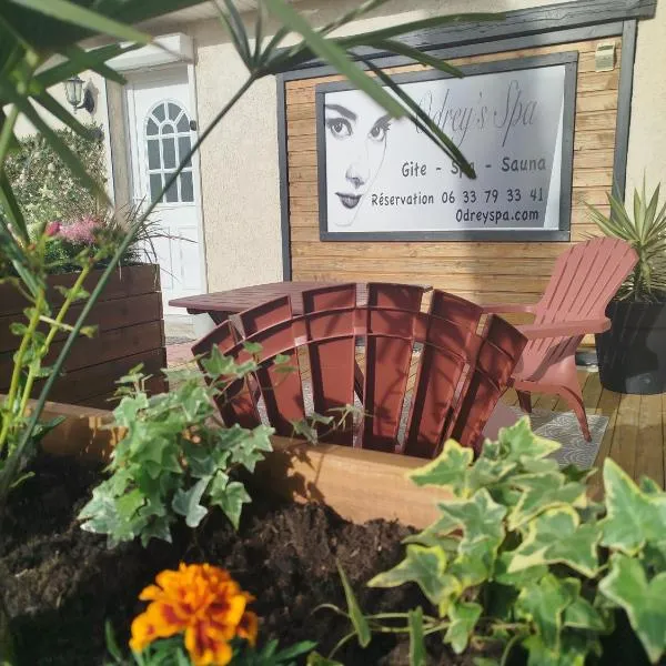 Gîte avec Spa et Sauna Privatif, hôtel à Guemps