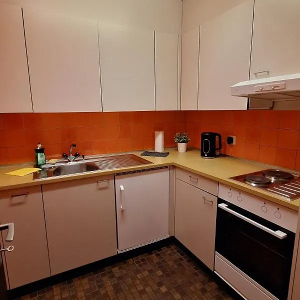 Messe-clarastrasse -Wohnung, hotel i Basel