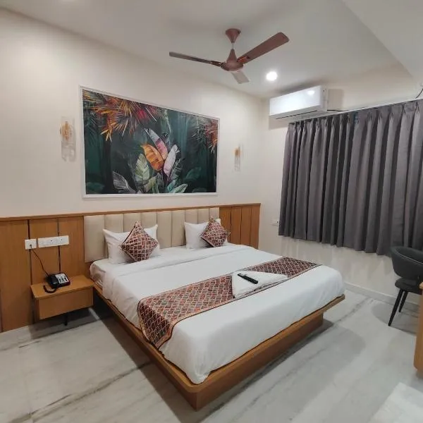 The Itihas Business Hotel Hitech City, khách sạn ở Hyderabad