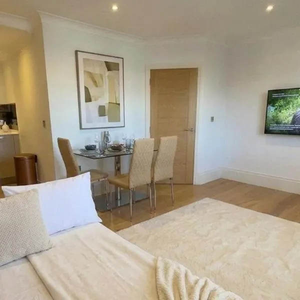 लंदन में, होटल Prime Soho Location Minutes from Piccadilly Circus