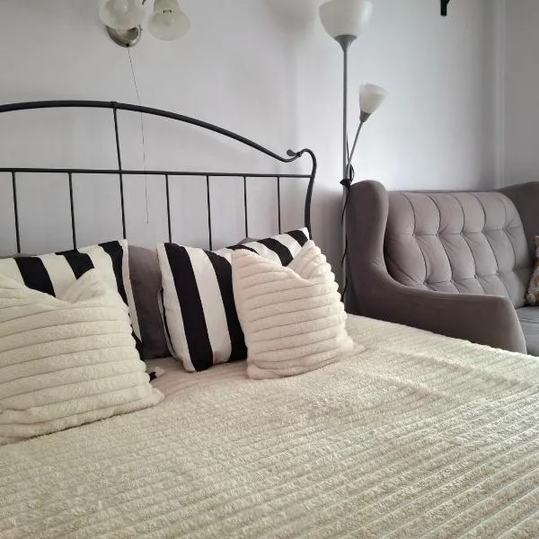 In Heart of Užupis - perfect location, khách sạn ở Vilnius
