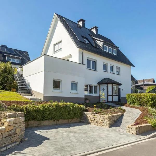 Ferienwohnung Dicke Linde, 55qm、シュマレンベルクのホテル
