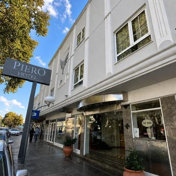 Hotel Piero, hotel sa Villa Mercedes