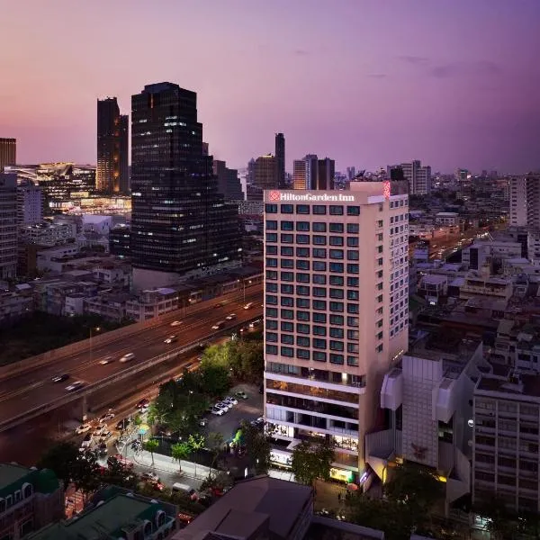 Hilton Garden Inn Bangkok Silom, хотел в Банкок