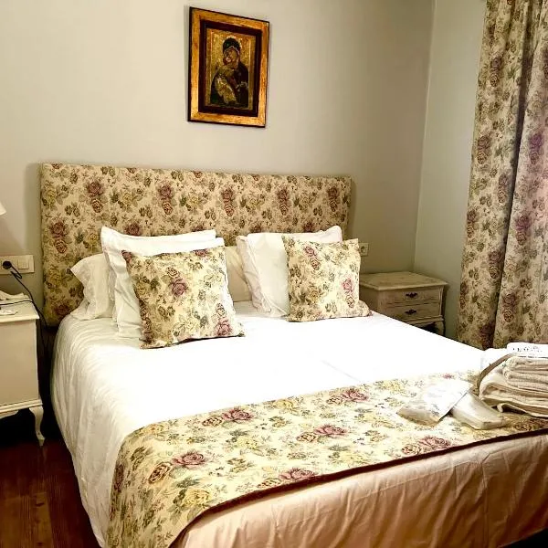 Hanami House Boutique 4 Estrellas Valle del Jerte, hotell sihtkohas Navaconcejo