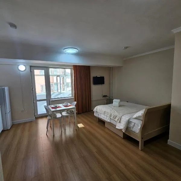 Land Central City Apartment, отель в Улан-Баторе