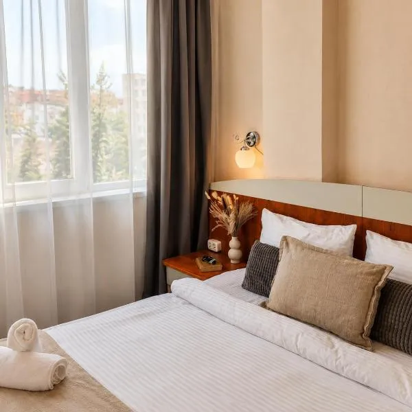 Dezudava Family Hotel, Hotel in Sandanski
