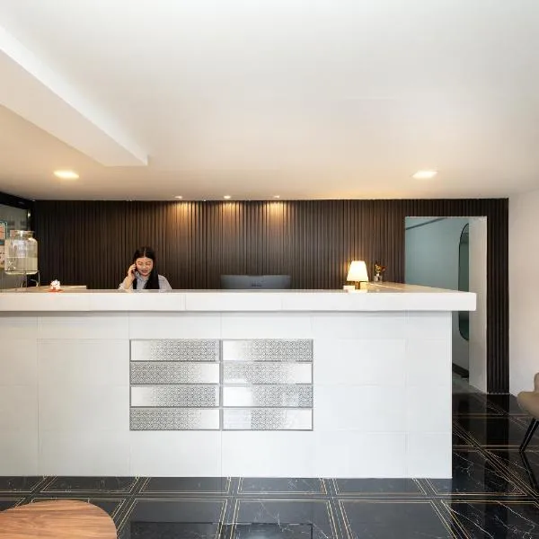 Yoosabai Hostel And Guesthouse, hotel u Bangkoku