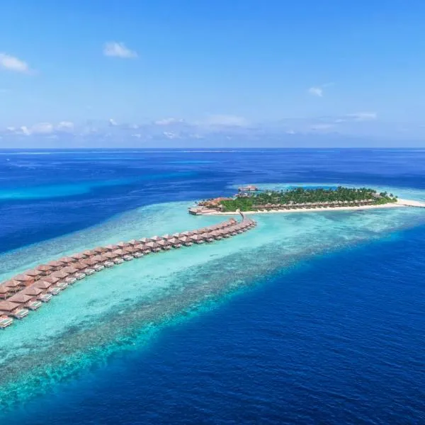 Hurawalhi Island Resort, hotel in Kuredu