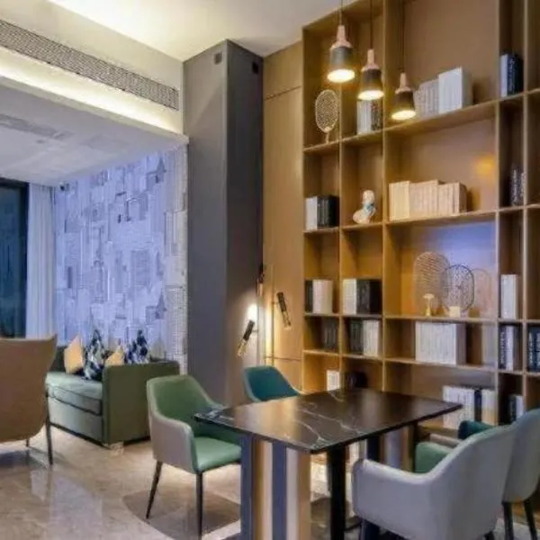 City Comfort Inn Nanning Puluowangsi: Nanning şehrinde bir otel