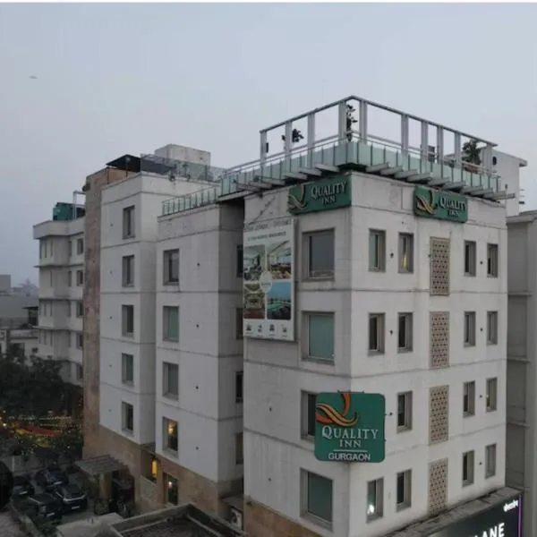 Quality Inn Gurgaon, ξενοδοχείο σε Γκουργκάον