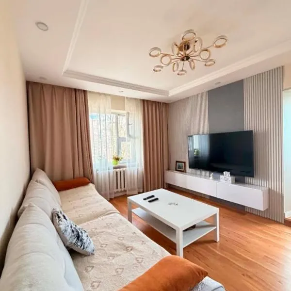 Modern and Cozy Apartment in Center of Ulaanbaatar, hotelli Ulan Batorissa