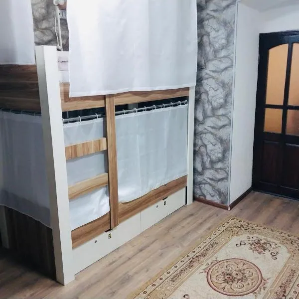 King Boutique Hostel in Old Town, hotel Bakuban