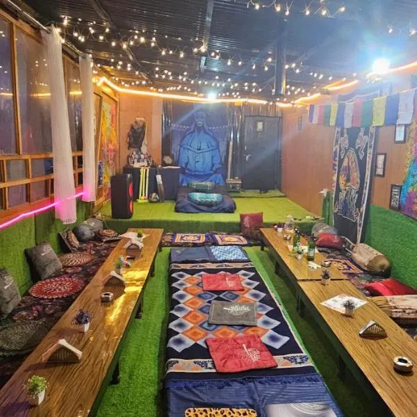 Kasol Shalom Camps & Cafe, viešbutis mieste Kasol