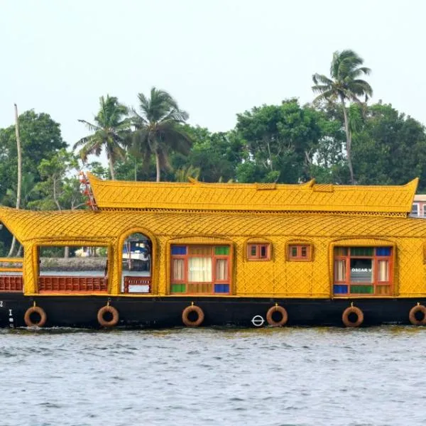 Traditional Houseboat, hôtel à Alappuzha