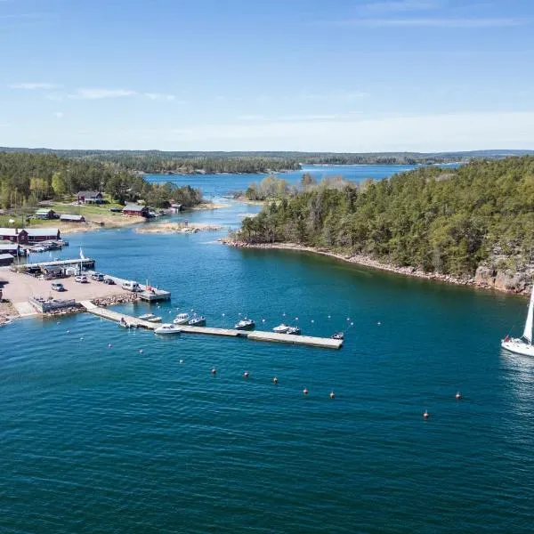 Spend a night on a Sailing Boat, hotell i Saltvik