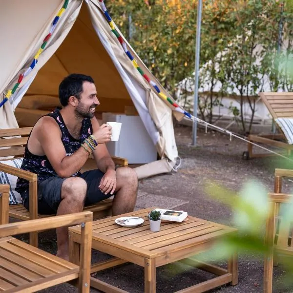 Nisi Glamping, hotell i Paralia Rachon