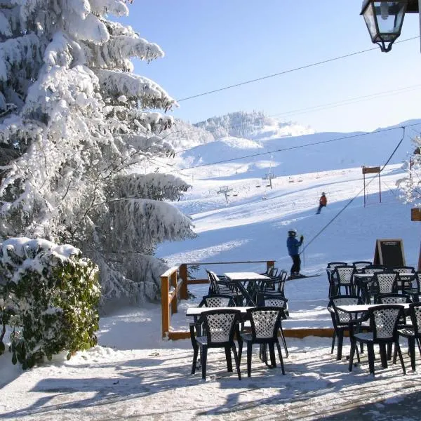 Hôtel Le Christania, hotel in Bellevaux