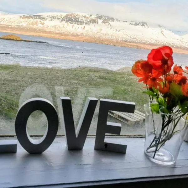 High-Value Coastal Stay Where Iceland Slows Down, hotel din Vopnafjörður