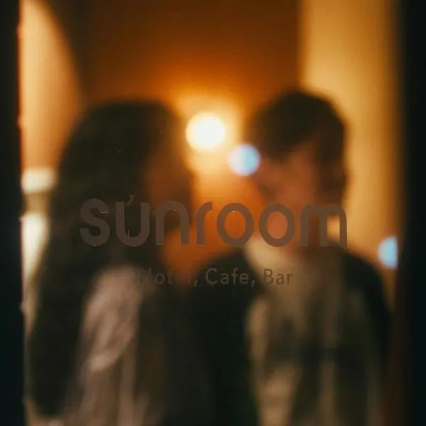 sunroom Hotel,Cafe,Bar โรงแรมในมิยาซากิ