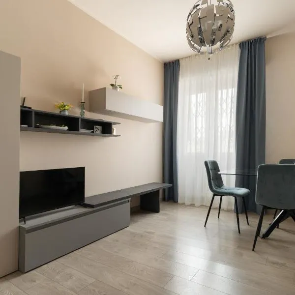 GuestHost - Balcony Flat X3 Linate Airport MM4 – hotel w Mediolanie