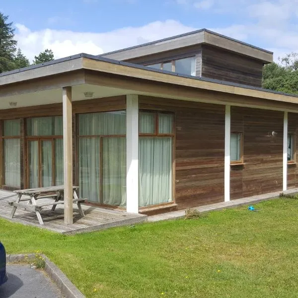 Woodlands Lodges Mulranny: Mulranny şehrinde bir otel