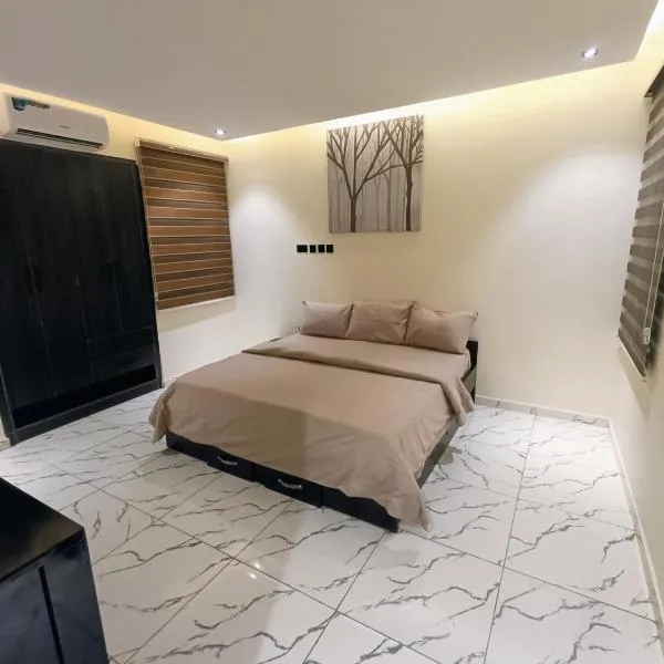 House 234, hotel v Kaduni