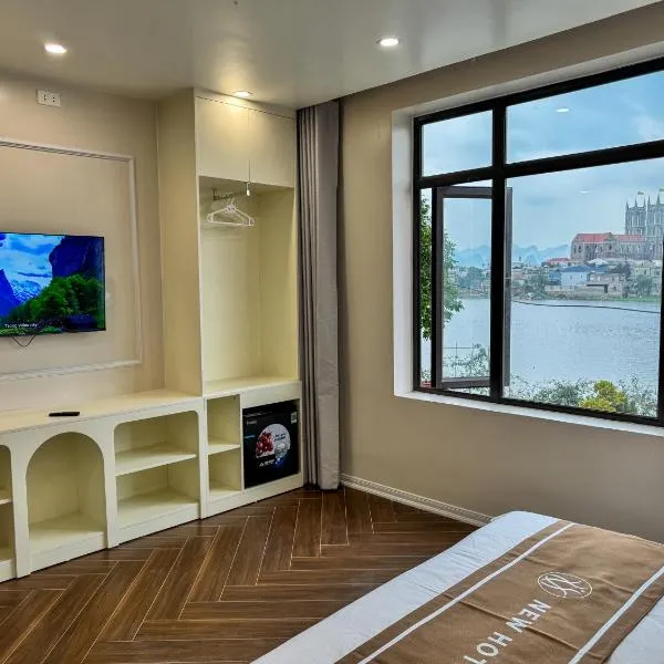 New Hotel Phủ Lý, hotelli kohteessa Trượng Trâu