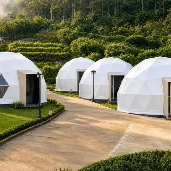 Casa de Monique Glamping Resort, khách sạn ở Bogor