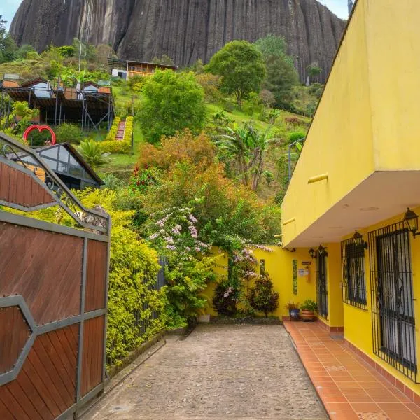 Hermosa casa de campo en GUATAPÉ, khách sạn ở Guatapé