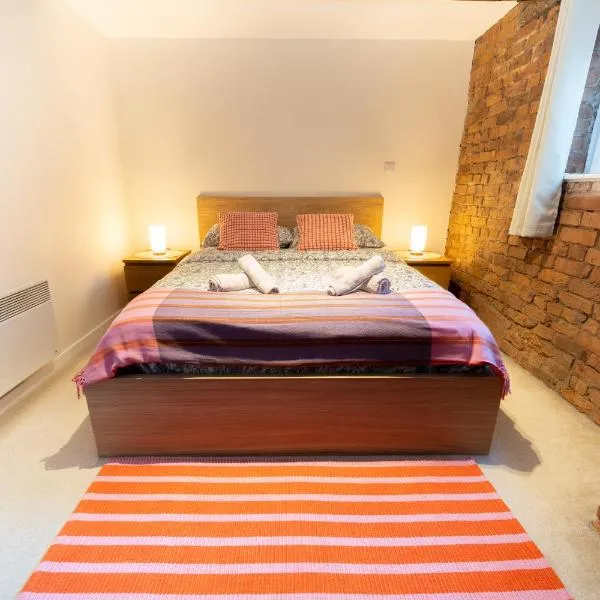 Rustic 2BR Loft Exposed Brick & Beams โรงแรมในลิเวอร์พูล