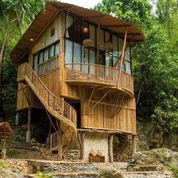 Treehouse de Valentine, hotel Balamban városában