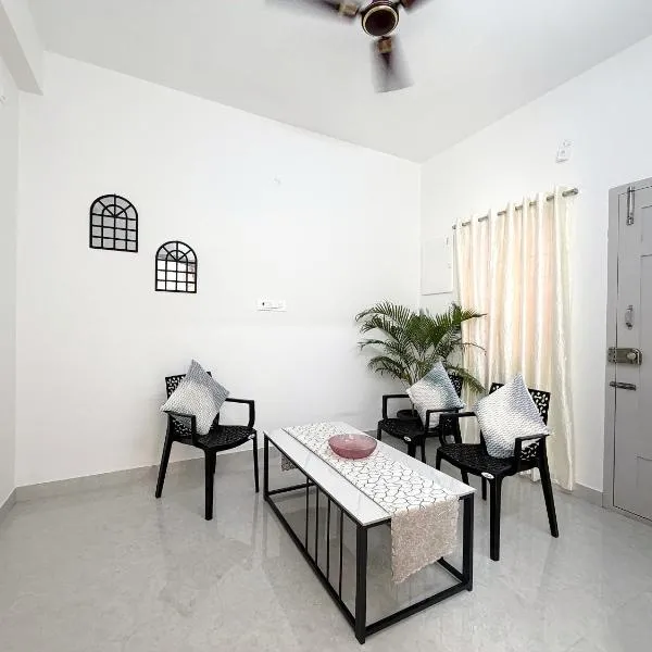 PRIME By Saibala - Condo Hotel Near Airport, хотел в Ченай