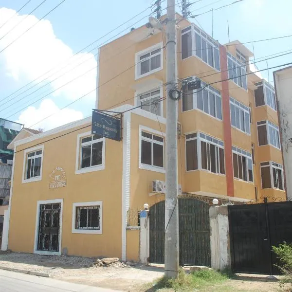 Regency Inn Tudor，位于Mwandoni的酒店