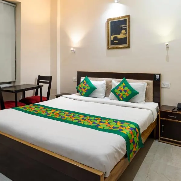Treebo AK Residency, Tapovan, hotel en Kainūr